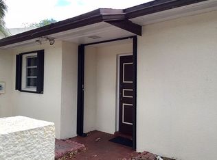 13944 Kendale Lakes Dr, Miami, FL 33183