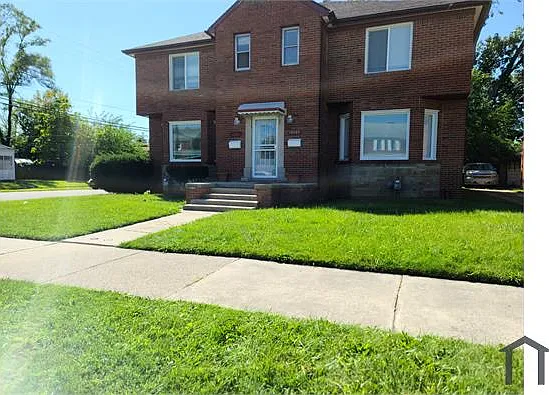 18003 Hartwell Ave — Photo 1