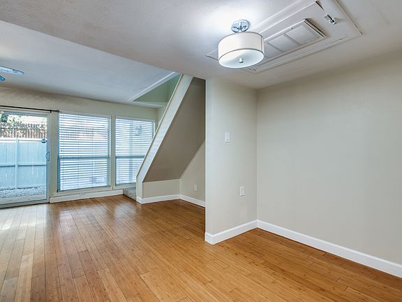 3rd image of 4347 Dickason Ave APT 112