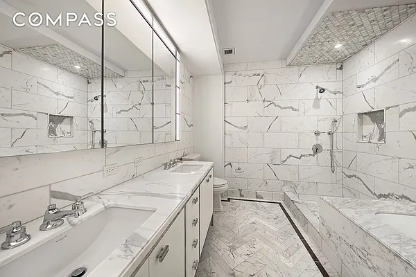 Rented by Compass | media 12
