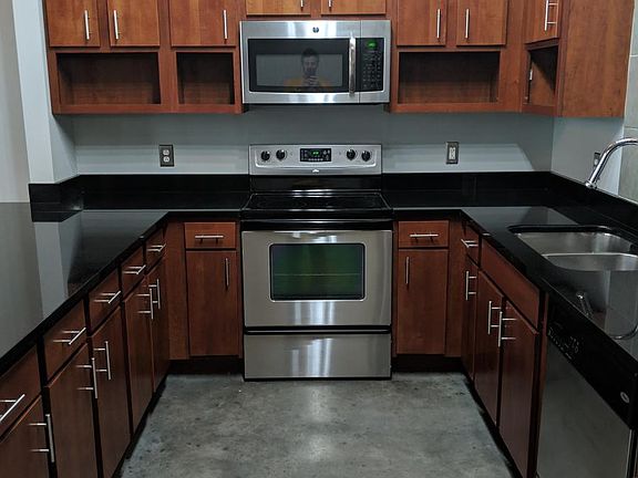 5th image of 1114 Lucas Ave Unit 513