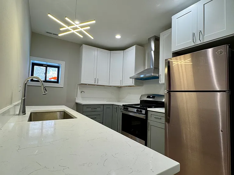 5045 N Glenwood Ave #G — Photo 12
