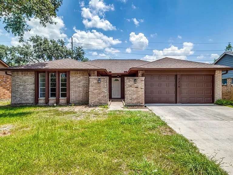 7218 Ridgeberry Dr — Photo 1
