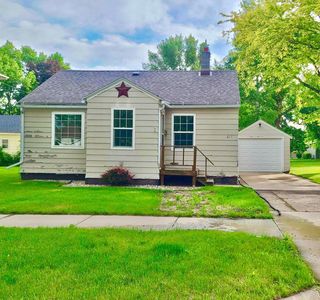 411 7th St W, Canby, MN, 56220