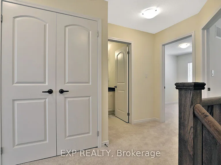 7 Pagebrook Cres — Photo 13