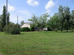 75 Engle Rd, Buffalo, MO 65622