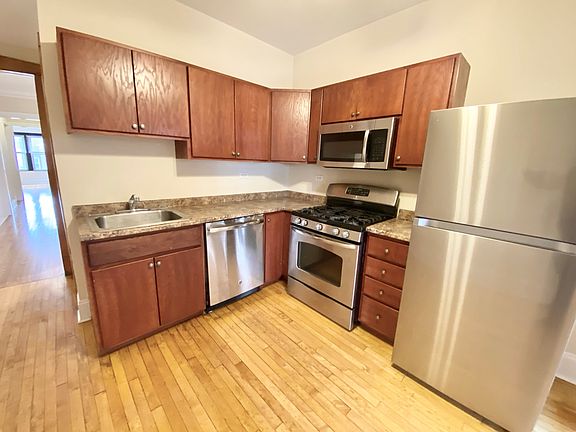 2nd image of 1723 W Wallen Ave APT 2