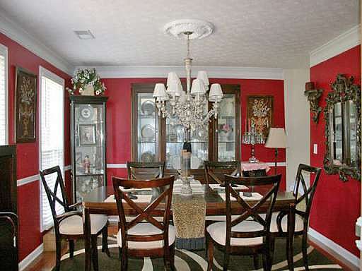 4th image of 115 Jasmine Ct