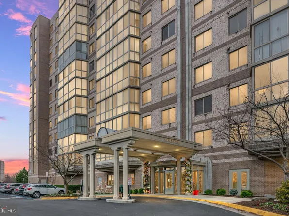 19355 Cypress Ridge Ter Unit 921, Lansdowne, VA 20176