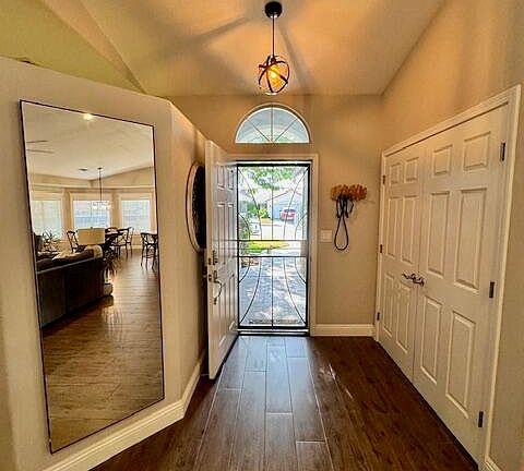 3rd image of 1244 N Birch Street
