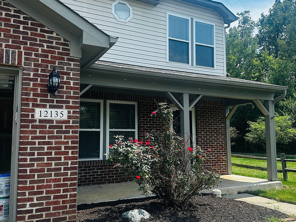 1st image of 12135 Sagamore Woods Dr