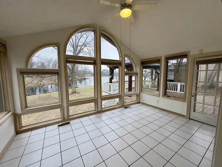 690 Terrace Lake Rd — Photo 30