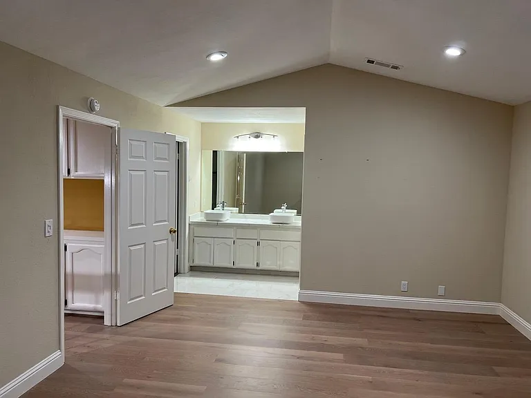 34520 Willbridge Ter — Photo 18
