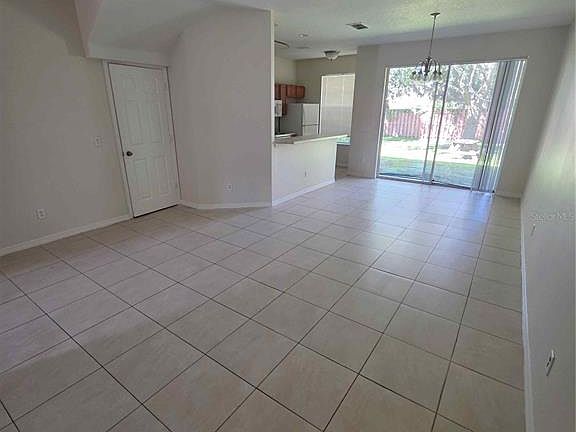 4th image of 2468 Temple Grove Ln