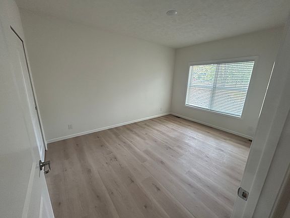 4th image of 24629 Old Shook Rd #1-4