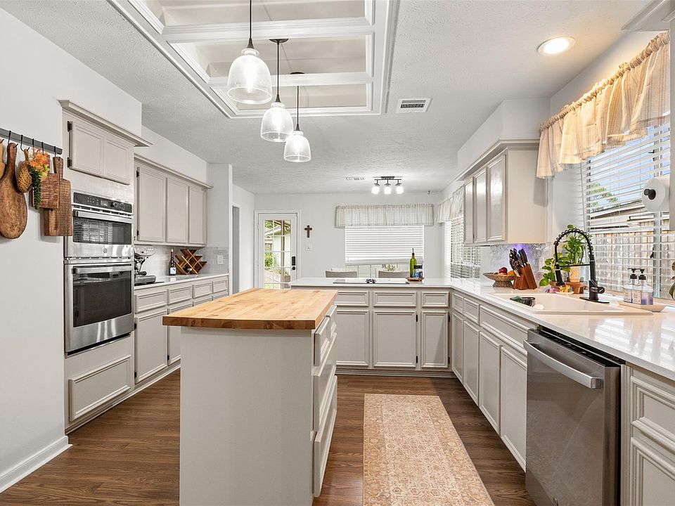 1st image of 7723 Stonesdale Dr