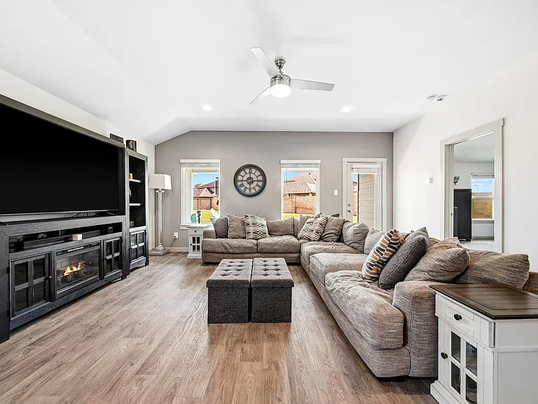 10207 Alpine Lake Ln — Photo 8