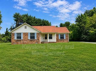 717 Peachers Mill Rd, Clarksville, TN 37042