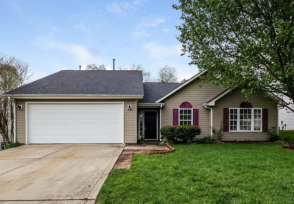 1st image of 12327 Poplar Forest Dr