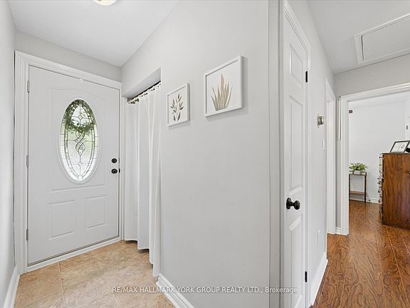 4th image of 26 Georgina St