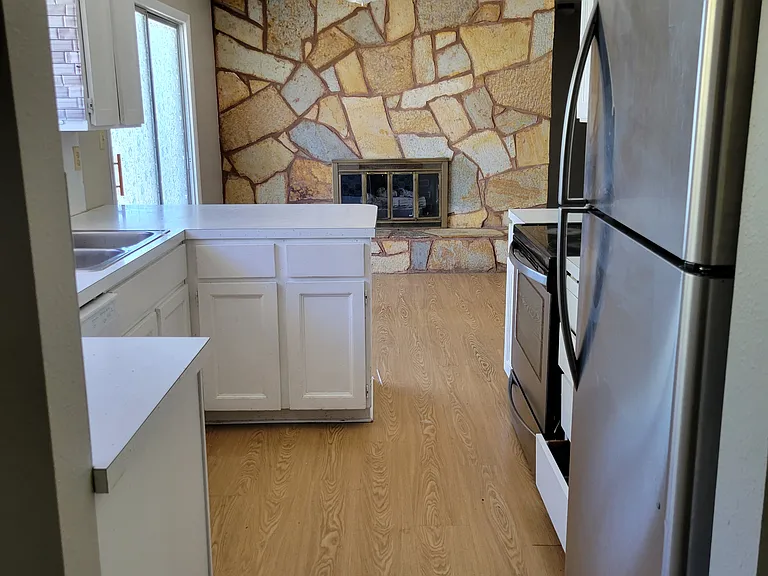 1461 Christensen Dr — Photo 5