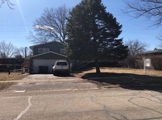 144 Tupelo Ave, Naperville, IL 60540