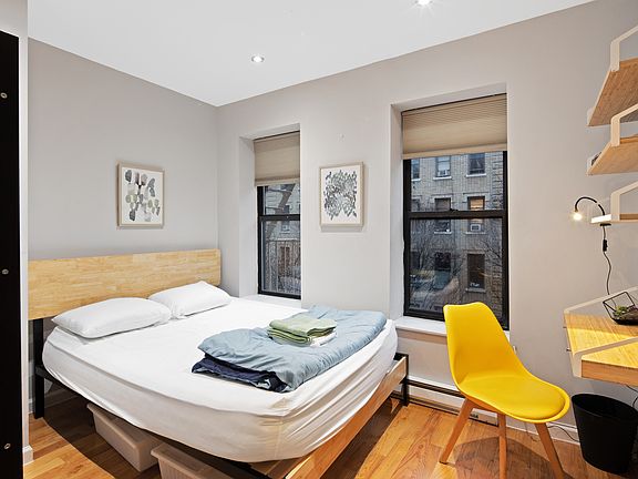 4th image of 346 Manhattan Ave #6G