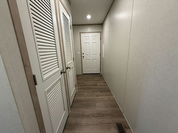5th image of 2525 County Line Rd #261
