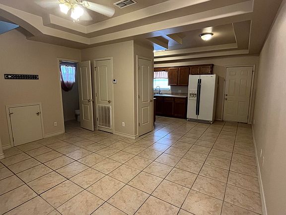 3rd image of 2803 Bayard St APT 6