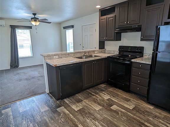 3rd image of 17114 SE 153rd Avenue SE #2
