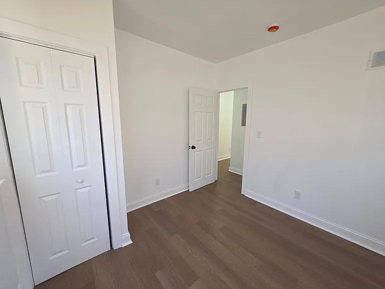 9250 Genessee St — Photo 8