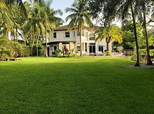 1021 Harbor Ct, Hollywood, FL 33019