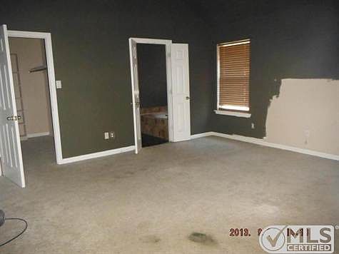 4th image of 209 Lottie Ln
