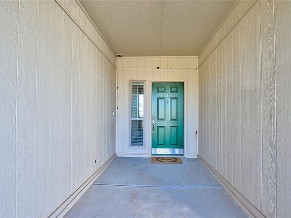 4th image of 2313 NW 191st Ct