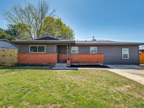 125 W Fuller Dr, Euless, TX 76039