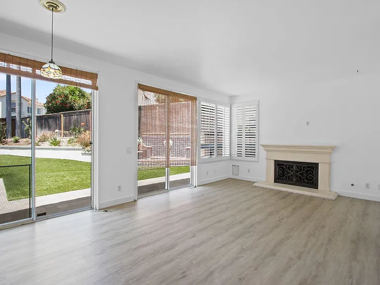 1801 Capetown Cir — Photo 5