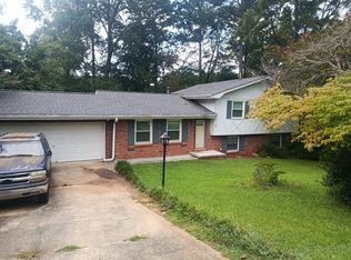 7689 Dove Dr, Riverdale, GA 30274