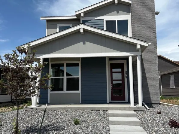 2267 Peregrine Dr, Brighton, CO 80601