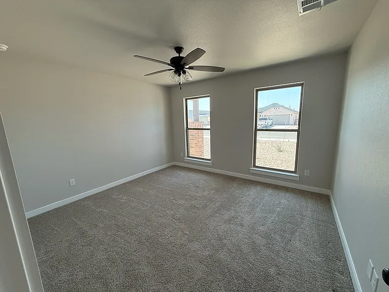 2521 Copperhead Rd — Photo 10