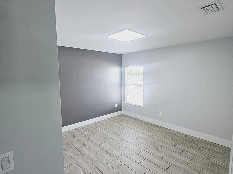 606 SW 8th Pl — Photo 16