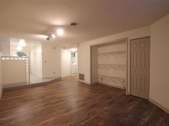 3rd image of 3809 Shenandoah Ave #Basement