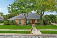 Wimbledon Dr-L2510-001.jpg