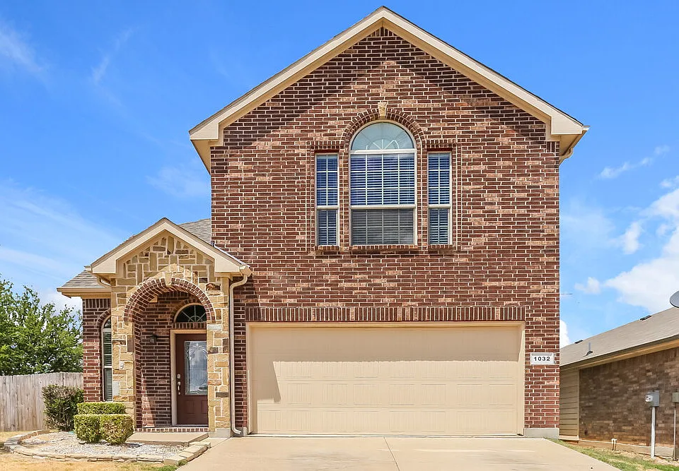 1032 Sunderland Ln