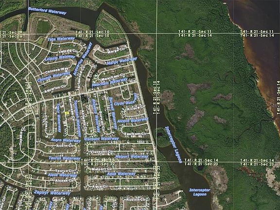 3rd image of 8109 Tecumseh Cir