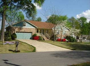 409 Park Ave, Muscle Shoals, AL 35661