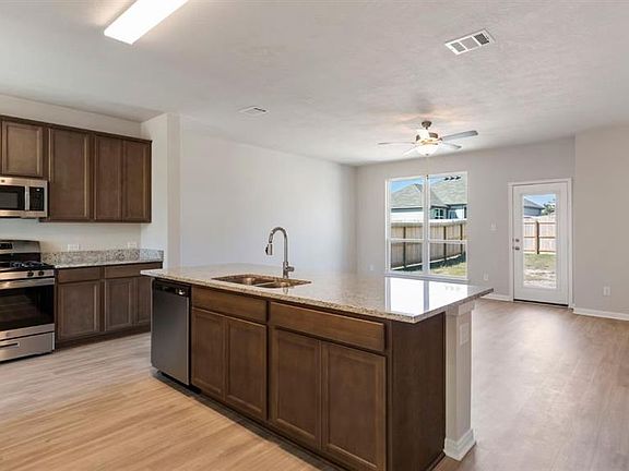 5th image of 1387 Antigua Drive