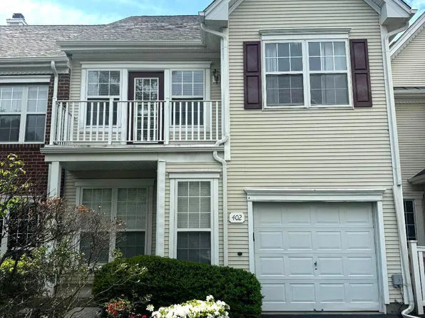 402 Bollen Ct, Pennington, NJ 08534