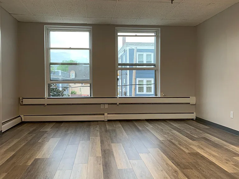 32 Chestnut St #25 — Photo 10