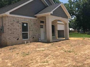 180 Pinewood Dr, Carthage, TX 75633