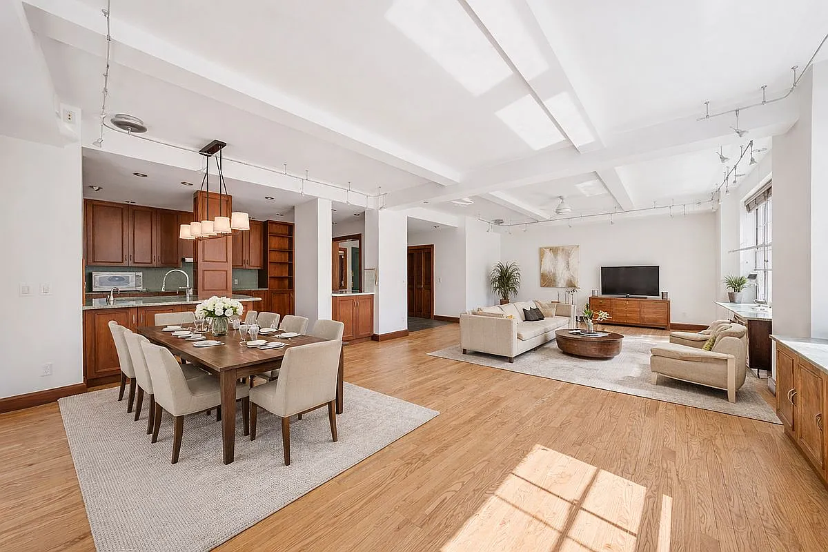20 W 72nd St #506 photo 1